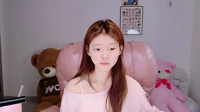 Snapshot of yangyang-1115 chatting on April 15, 5:58 am yangyang-1115 online show from April 15, 5:58 am