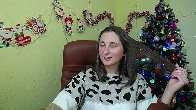 MichelLeee online show from December 17, 3:17 pm