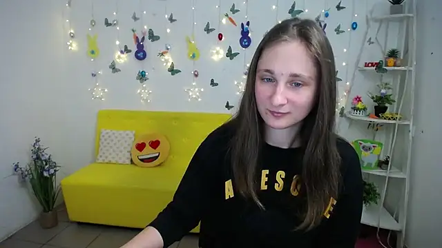 MichelLeee online show from April 1, 1:41 pm