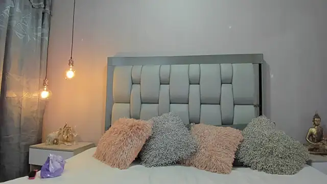 AshleyHill2 online show from October 21, 3:18 am