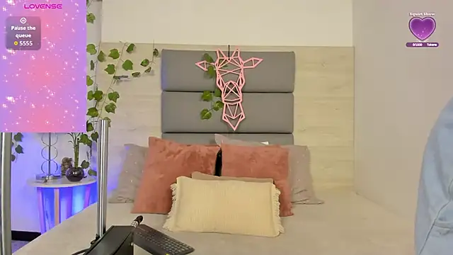 AshleyHill2 online show from November 28, 3:42 am