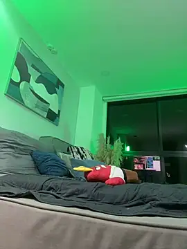 DimitriSullivan  online show from February 19, 6:44 am