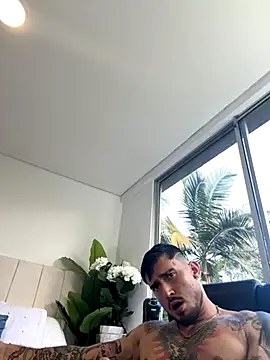 DimitriSullivan  online show from September 10, 9:26 pm