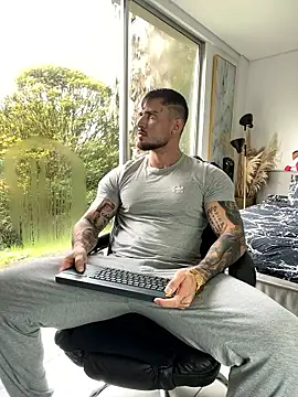 DimitriSullivan  online show from January 15, 1:05 pm