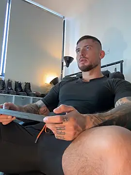 DimitriSullivan  online show from July 1, 3:12 pm