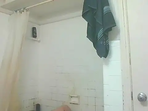 Honeybee2025 online show from February 17, 4:20 am