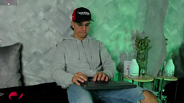 -Bruno-Bs online show from October 16, 12:22 am