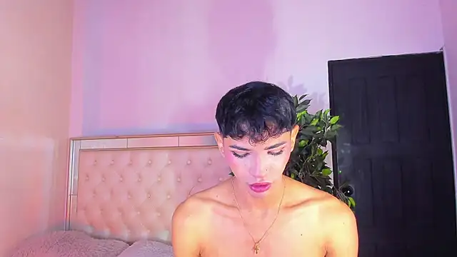 im sebaslopez online show from February 23, 8:28 pm