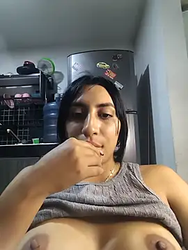 bigasssweet 2 online show from October 3, 1:02 am