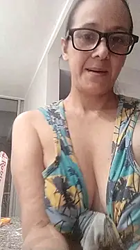 Snapshot of nicolle_milf1978 chatting on September 24, 11:52 pm nicolle milf1978 online show from September 24, 11:52 pm