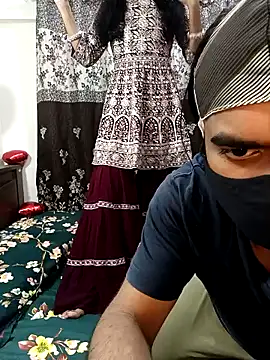 Snapshot of Cute-Bhavya chatting on February 3, 2:14 am Cute-Bhavya online show from February 3, 2:14 am