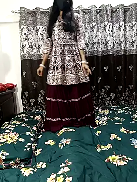 Snapshot of Cute-Bhavya chatting on February 4, 11:27 am Cute-Bhavya online show from February 4, 11:27 am