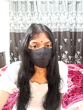 Snapshot of Cute-Bhavya chatting on March 22, 1:43 am Cute-Bhavya online show from March 22, 1:43 am