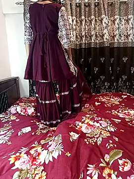 Snapshot of Cute-Bhavya chatting on October 10, 11:09 am Cute-Bhavya online show from October 10, 11:09 am