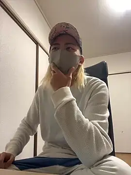 Snapshot of Manato_jp_1215 chatting on January 6, 10:35 am Manato jp 1215 online show from January 6, 10:35 am