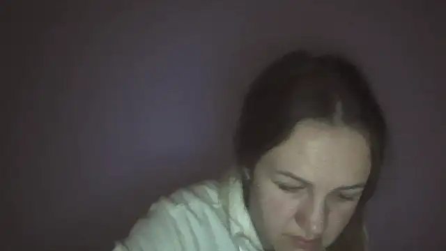 Snapshot of Milaniya261 chatting on February 24, 1:47 am Milaniya261 online show from February 24, 1:47 am