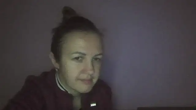 Snapshot of Milaniya261 chatting on March 18, 2:37 am Milaniya261 online show from March 18, 2:37 am