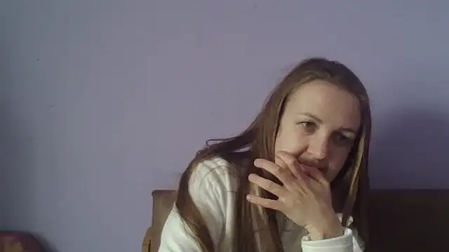 Snapshot of Milaniya261 chatting on March 19, 8:18 am Milaniya261 online show from March 19, 8:18 am