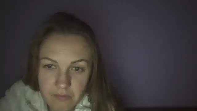 Snapshot of Milaniya261 chatting on March 28, 4:12 am Milaniya261 online show from March 28, 4:12 am