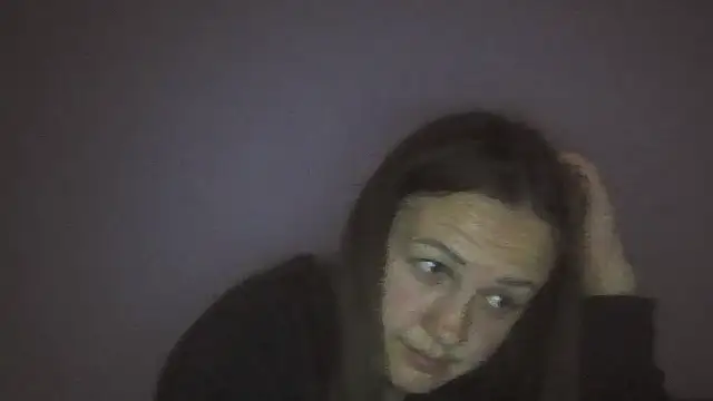 Snapshot of Milaniya261 chatting on May 5, 1:24 am Milaniya261 online show from May 5, 1:24 am