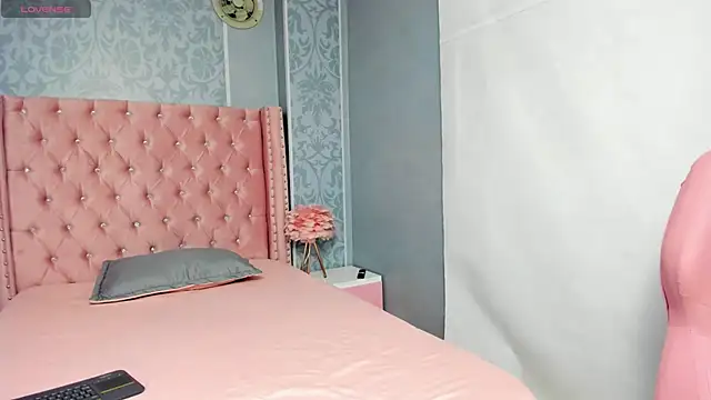 pola adams  online show from January 13, 11:19 am