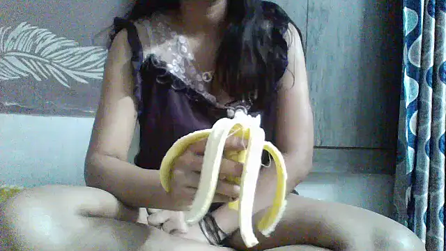 Snapshot of shalini_fire chatting on April 5, 11:07 am shalini fire online show from April 5, 11:07 am