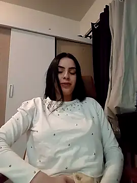 Morguisssz online show from October 3, 2:30 am