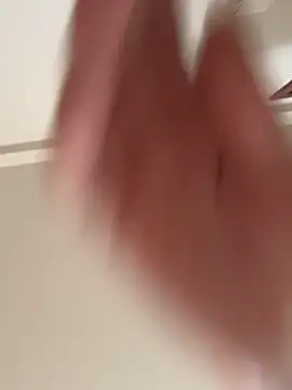 Morguisssz online show from March 31, 4:07 pm