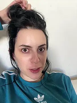 Morguisssz online show from May 10, 6:02 pm