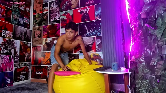 Jeffry wolvess online show from December 30, 9:08 pm