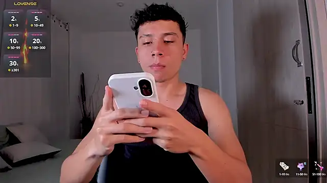 NathanGreyX online show from February 4, 11:05 am