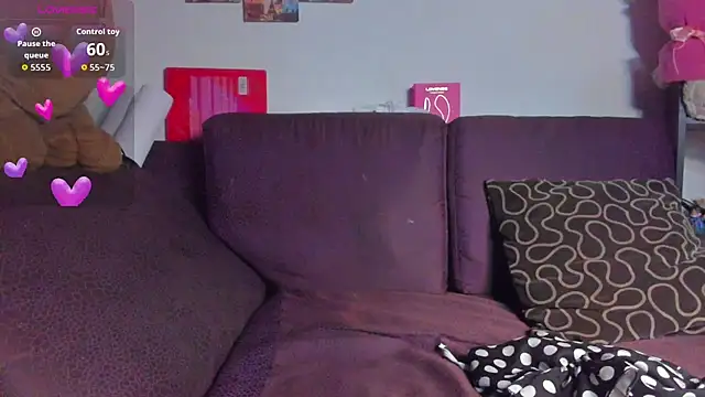 Snapshot of 1Ashley_ chatting on July 6, 2:30 am 1Ashley online show from July 6, 2:30 am
