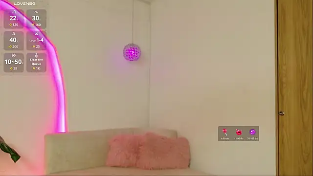 AllissonJames online show from June 30, 10:22 pm
