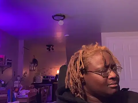 BigKittyRaven online show from December 25, 2:25 am