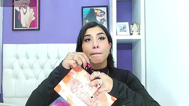 aliss-diaz online show from January 29, 11:56 pm