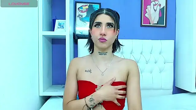aliss-diaz online show from March 4, 9:00 pm