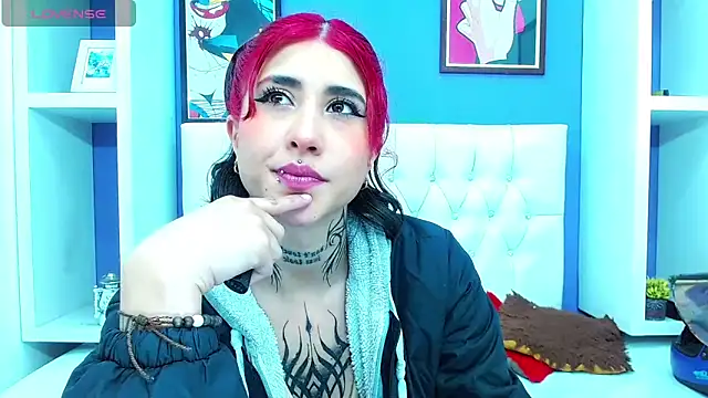 aliss-diaz online show from March 18, 8:26 pm