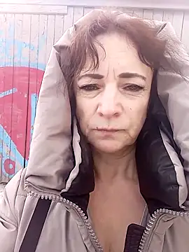 Snapshot of Lorrain_Dorrie chatting on January 12, 10:12 am Lorrain Dorrie online show from January 12, 10:12 am