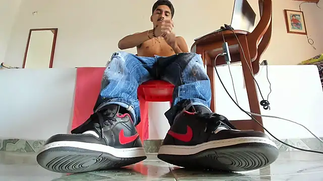 latin bbc online show from April 6, 5:36 pm