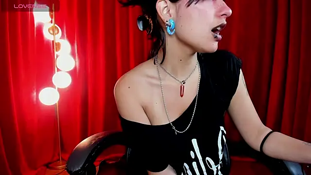 lilith hart online show from January 31, 5:09 am
