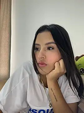 Snapshot of _AmberSmithh chatting on January 2, 12:13 pm AmberSmithh online show from January 2, 12:13 pm