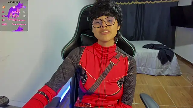 Snapshot of gooddess_isis chatting on December 6, 8:59 am gooddess isis online show from December 6, 8:59 am