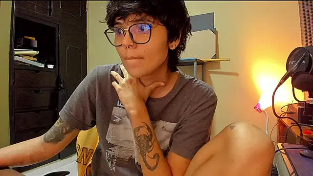 Snapshot of gooddess_isis chatting on December 22, 6:39 am gooddess isis online show from December 22, 6:39 am