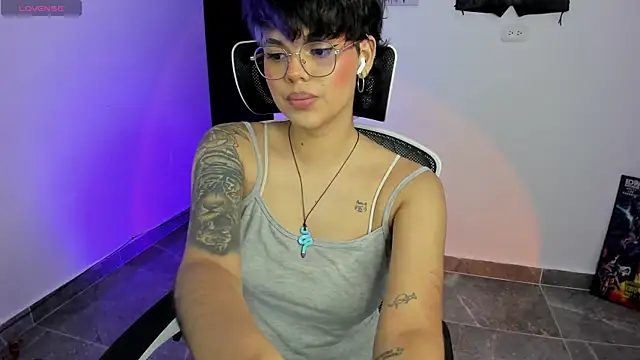 Snapshot of gooddess_isis chatting on October 10, 1:26 am gooddess isis online show from October 10, 1:26 am