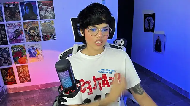 Snapshot of gooddess_isis chatting on February 21, 7:09 am gooddess isis online show from February 21, 7:09 am