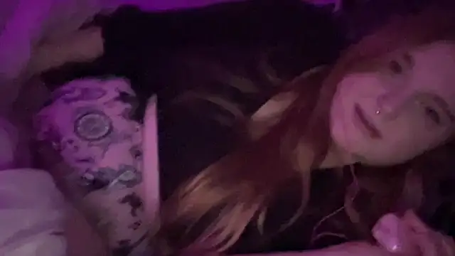 thickgingergoddess online show from December 12, 6:25 am