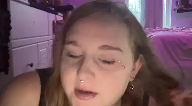 thickgingergoddess online show from December 20, 9:28 pm