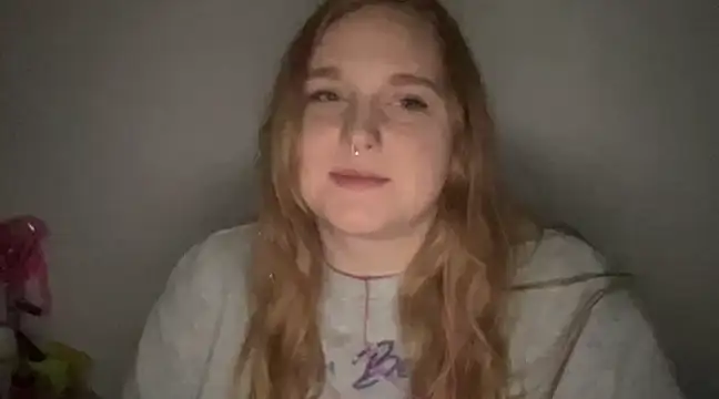 thickgingergoddess online show from December 23, 5:28 am