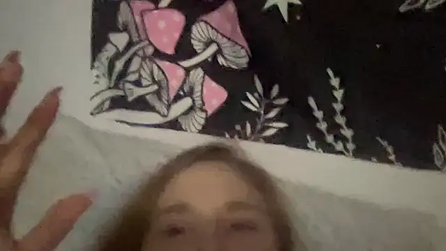 thickgingergoddess online show from January 18, 7:15 pm