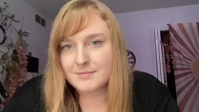 thickgingergoddess online show from February 2, 9:34 pm